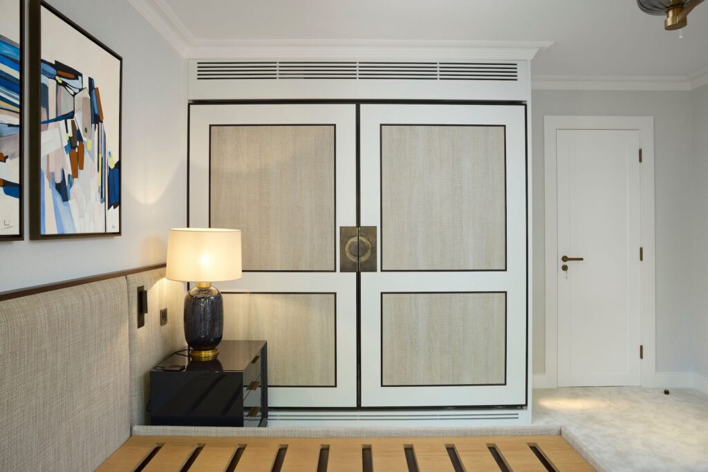 Design Wardrobes: Why Plywood is Changing the Face of Storage 2